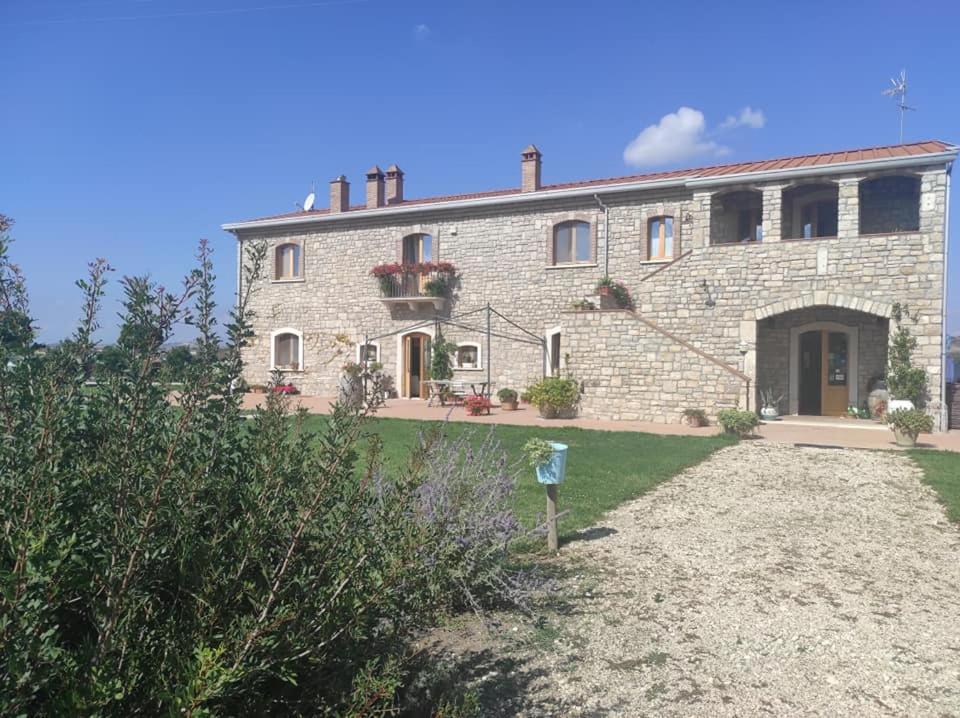 Masseria Fontana Dei Fieri بيترلشينا المظهر الخارجي الصورة