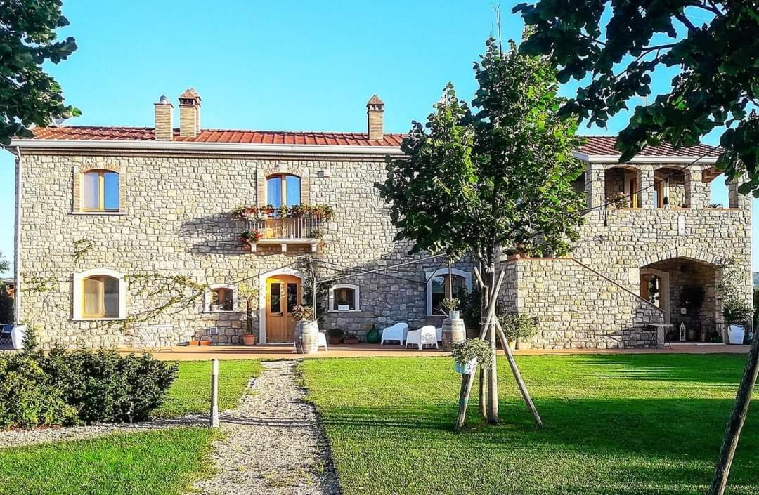 Masseria Fontana Dei Fieri بيترلشينا المظهر الخارجي الصورة
