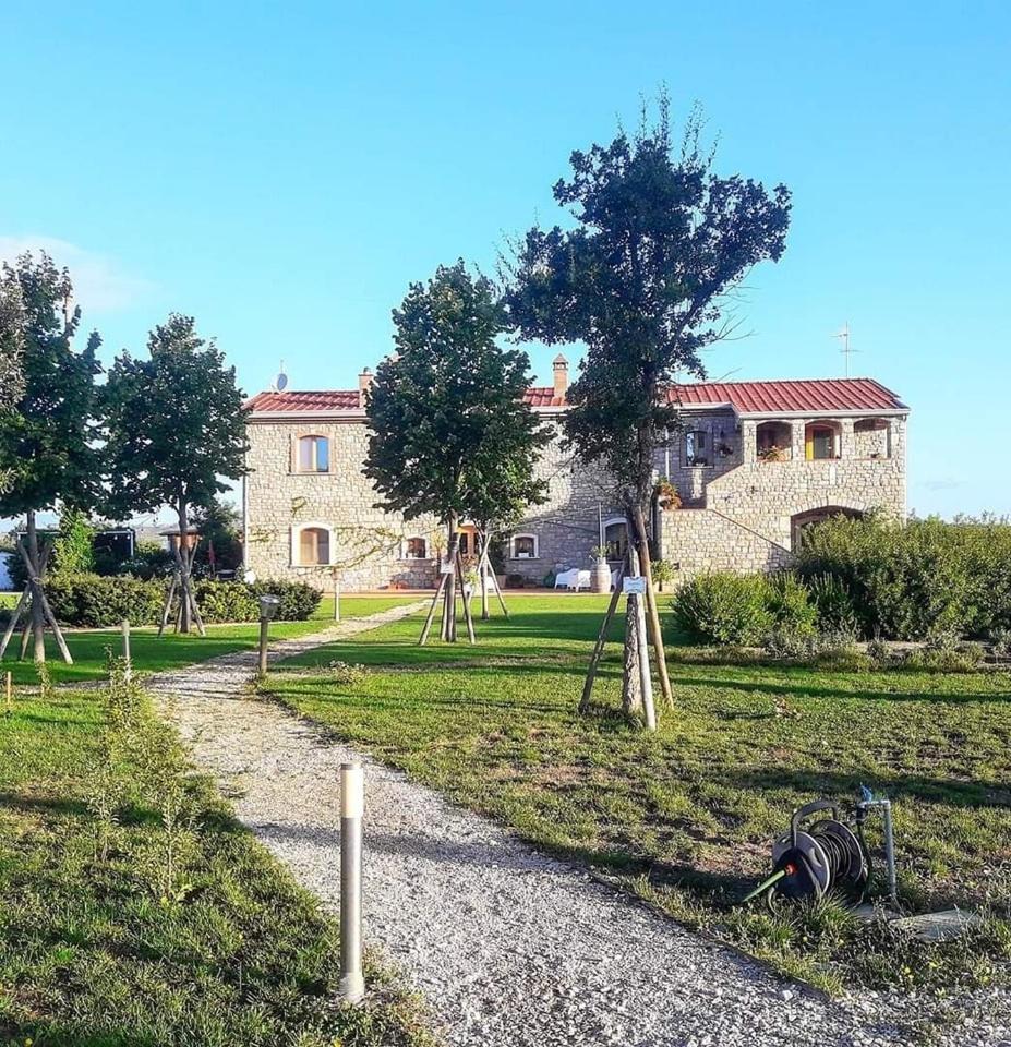 Masseria Fontana Dei Fieri بيترلشينا المظهر الخارجي الصورة